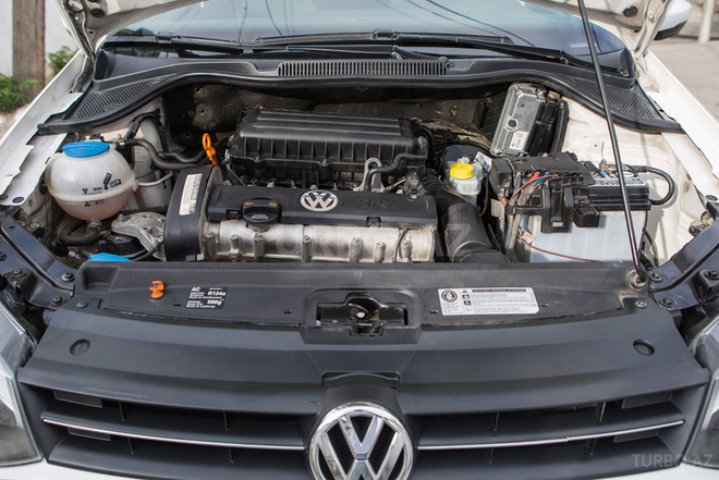 Volkswagen Polo 2009, 130,000 km - 1.4 л - Bakı