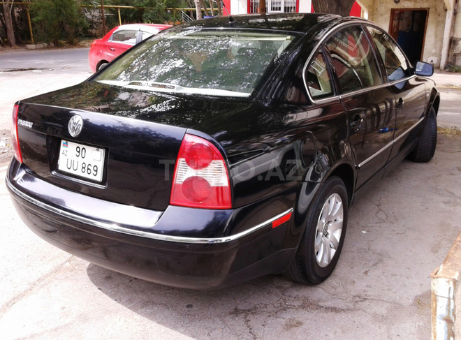 Volkswagen Passat 2001, 227,810 km - 1.8 l - Bakı