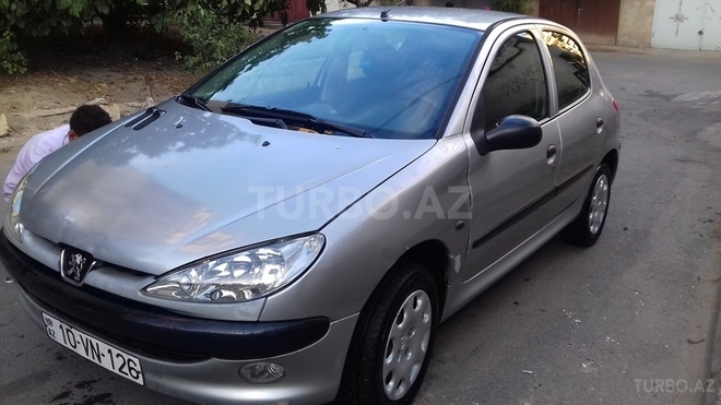 Peugeot 206 2003, 147,000 km - 1.4 л - Bakı
