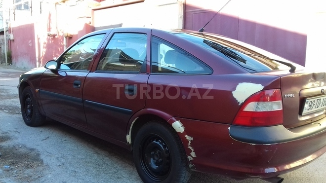 Opel Vectra 1996, 125,000 km - 1.6 l - Bakı