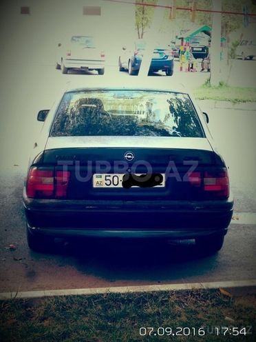 Opel Vectra 1994, 300,000 km - 1.8 l - Sumqayıt