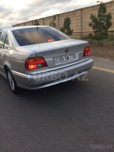 BMW 530 2001, 275,000 km - 3.0 l - Bakı