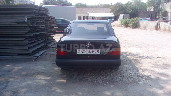 Mercedes E 230 1987, 200,000 km - 2.3 l - Bakı