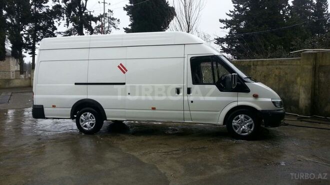 Ford Transit 2000, 250,000 km - 0.3 l - Astara