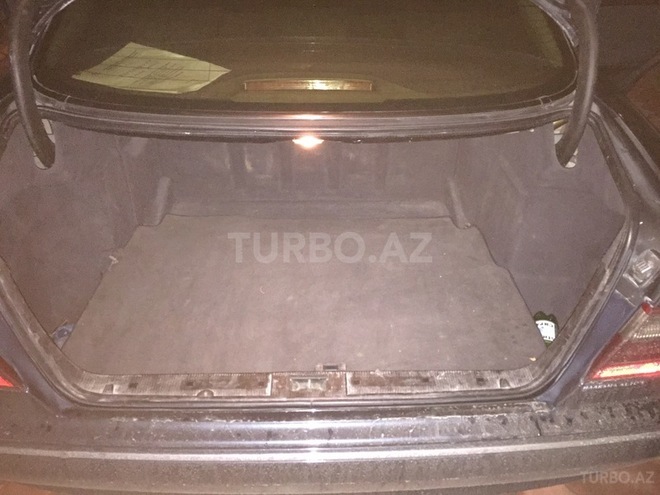 Mercedes E 220 2000, 217,000 km - 2.2 l - Yevlax