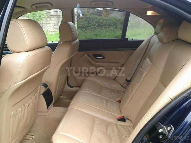 BMW 525 2001, 207,000 km - 2.5 l - Masallı