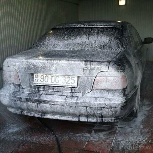 BMW 525 2001, 207,000 km - 2.5 l - Masallı