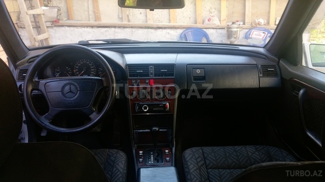 Mercedes C 200 1995, 355,565 km - 2.0 l - Sumqayıt