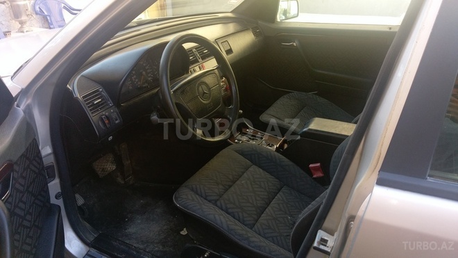 Mercedes C 200 1995, 355,565 km - 2.0 l - Sumqayıt