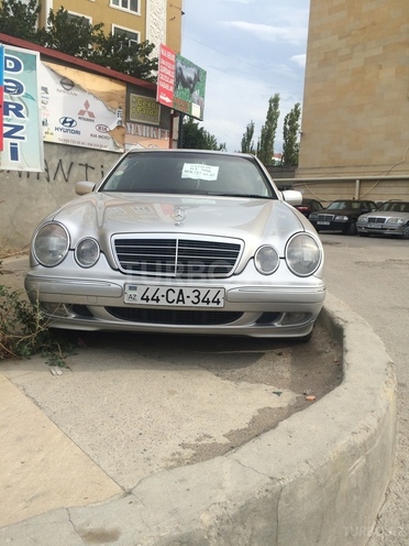 Mercedes E 270 2000, 230,000 km - 2.7 l - Bakı