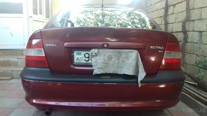 Opel Vectra 1996, 125,600 km - 1.6 l - Bakı