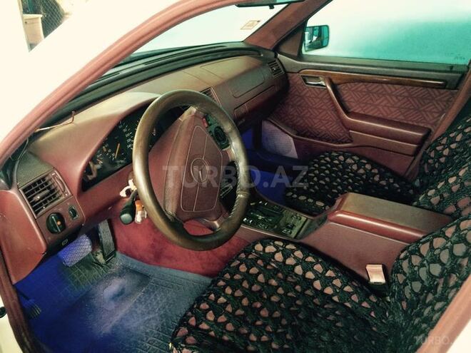 Mercedes C 200 1994, 240,000 km - 2.0 л - İmişli