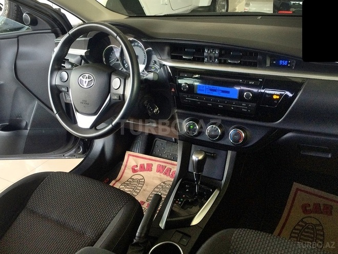 Toyota Corolla 2013, 95,300 km - 1.6 l - Bakı