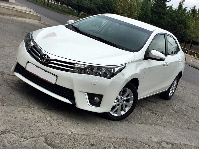 Toyota Corolla 2013, 95,300 km - 1.6 l - Bakı