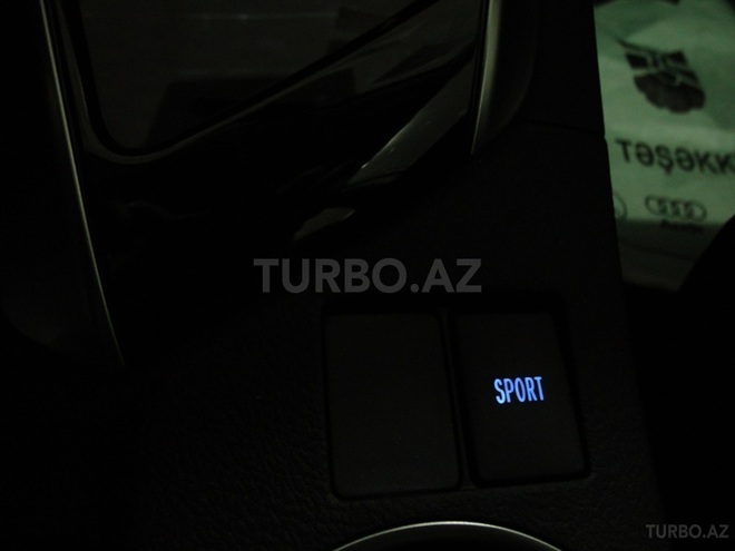 Toyota Corolla 2013, 95,300 km - 1.6 l - Bakı