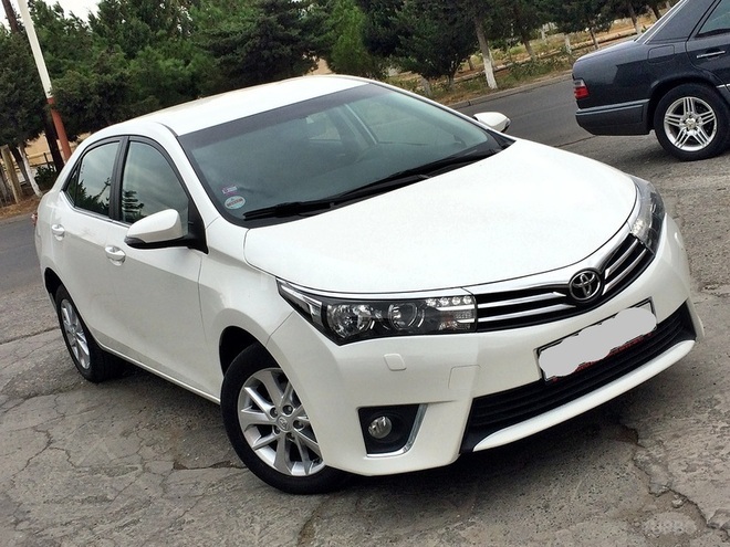 Toyota Corolla 2013, 95,300 km - 1.6 l - Bakı
