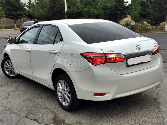 Toyota Corolla 2013, 95,300 km - 1.6 l - Bakı