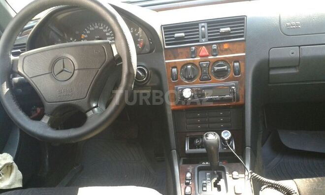 Mercedes C 180 1994, 250,000 km - 1.8 l - Sumqayıt