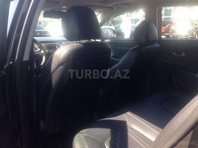 Kia Sportage 2012, 133,000 km - 2.4 l - Bakı
