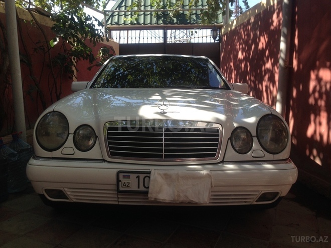 Mercedes E 300 1999, 280,000 km - 3.0 л - Bakı