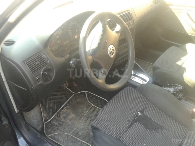 Volkswagen Golf 1999, 170,000 km - 1.6 l - Sumqayıt