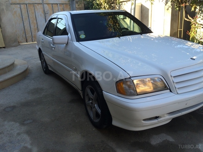 Mercedes C 180 1999, 452,345 km - 1.8 л - Bakı
