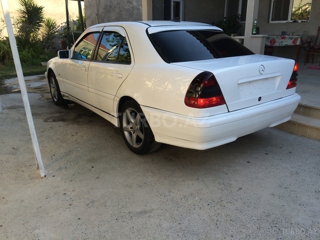 Mercedes C 180 1999, 452,345 km - 1.8 л - Bakı