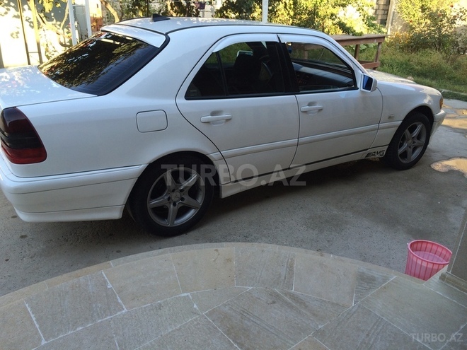 Mercedes C 180 1999, 452,345 km - 1.8 л - Bakı