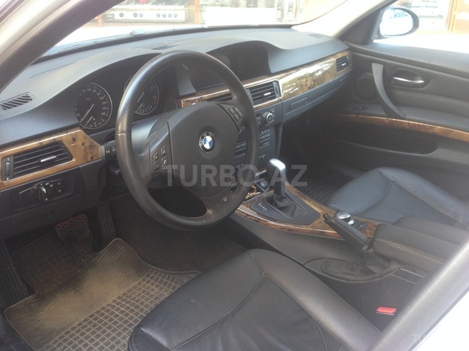 BMW 325 2007, 70,000 km - 2.5 l - Bakı