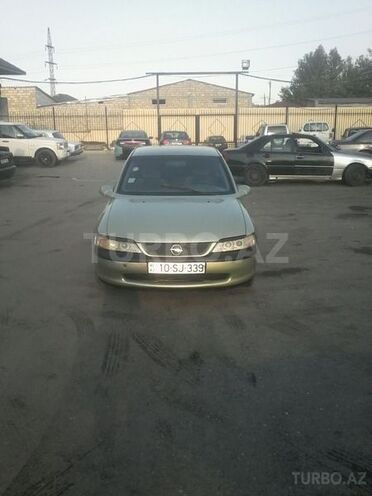 Opel Vectra 1996, 100,000 km - 1.6 л - Bakı