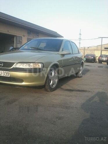Opel Vectra 1996, 100,000 km - 1.6 л - Bakı