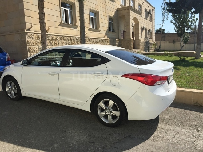 Hyundai Elantra 2011, 136,000 km - 1.8 л - Bakı