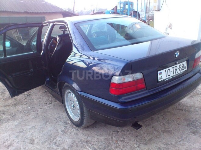 BMW 320 1995, 225,833 km - 2.0 л - Masallı
