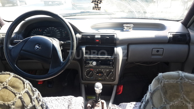 Opel Astra 1993, 31,230 km - 1.6 l - Sumqayıt