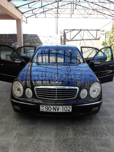 Mercedes E 320 2002, 203,000 km - 3.2 л - Bakı