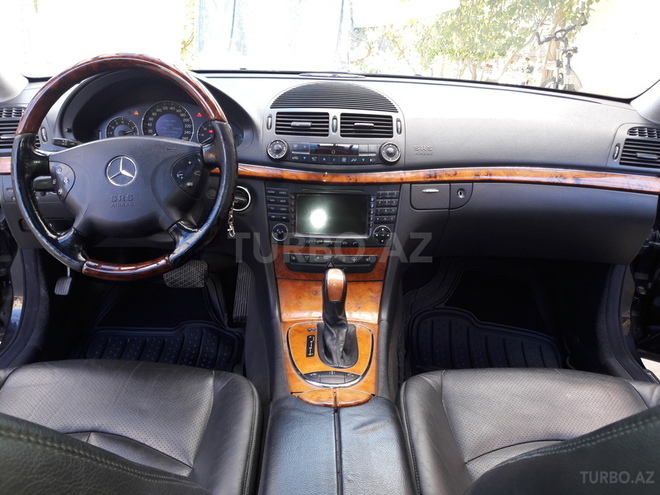 Mercedes E 320 2002, 203,000 km - 3.2 л - Bakı