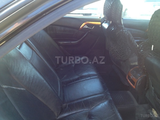 Mercedes S 320 2000, 290,000 km - 3.2 l - Bakı