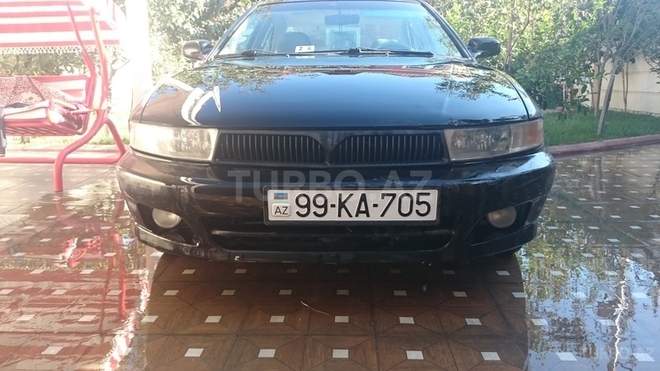 Mitsubishi Galant 1999, 242,000 km - 2.4 l - Bakı