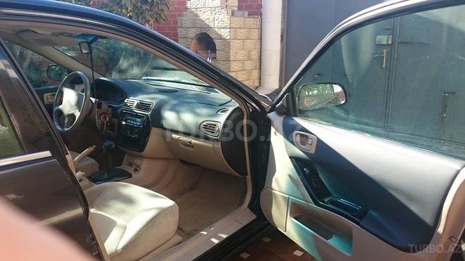 Mitsubishi Galant 1999, 242,000 km - 2.4 l - Bakı