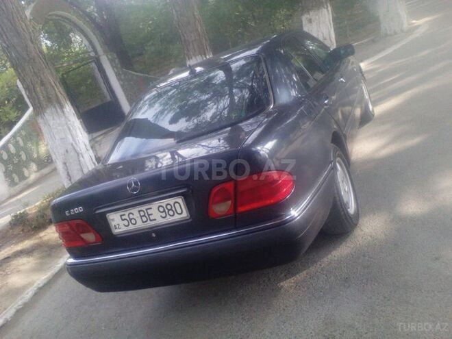 Mercedes E 200 1997, 400,000 km - 2.0 л - Sumqayıt