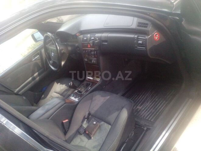 Mercedes E 200 1997, 400,000 km - 2.0 л - Sumqayıt