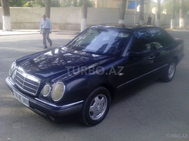 Mercedes E 200 1997, 400,000 km - 2.0 л - Sumqayıt