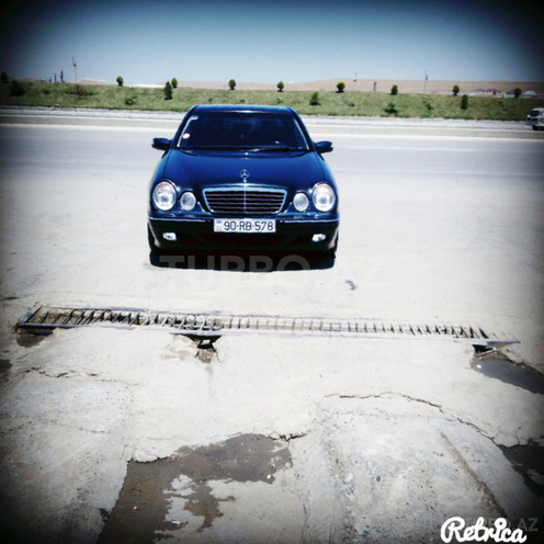 Mercedes E 240 2001, 222,000 km - 2.6 л - Bakı