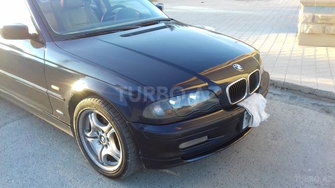 BMW 325 2001, 315,000 km - 0.3 л - Bakı