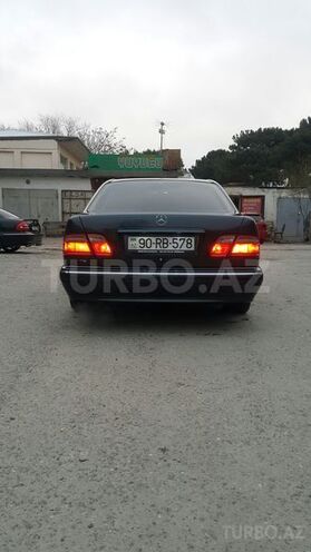 Mercedes E 240 2001, 222,000 km - 2.6 л - Bakı