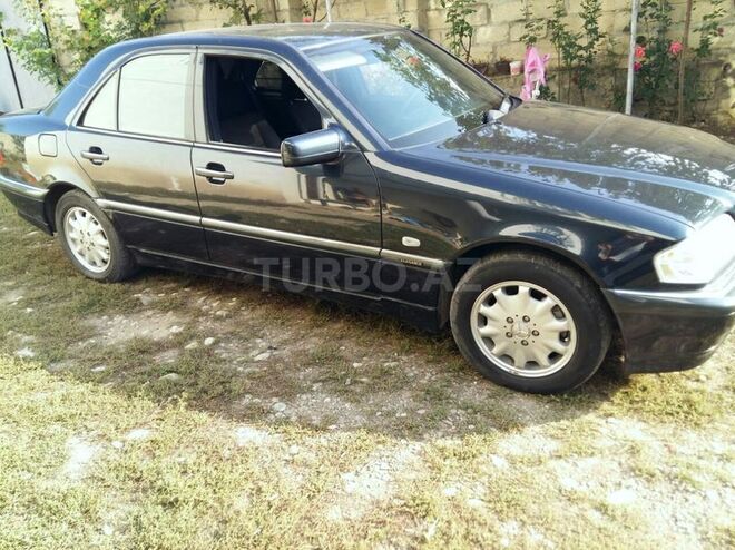 Mercedes C 240 1998, 219,000 km - 2.4 л - Qusar