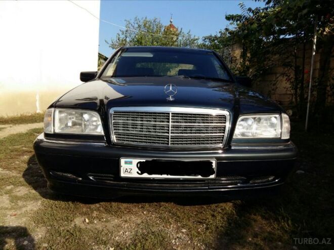 Mercedes C 240 1998, 219,000 km - 2.4 л - Qusar