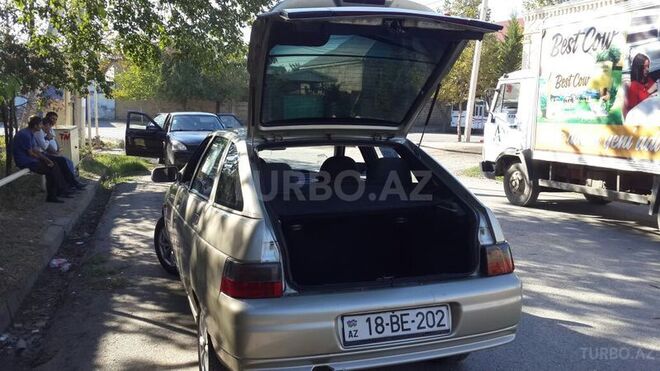 LADA (VAZ) 2112 2004, 280,000 km - 1.5 l - Yevlax
