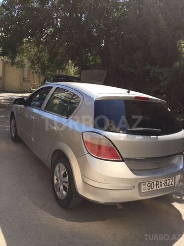 Opel Astra 2004, 140,000 km - 1.8 l - Bakı