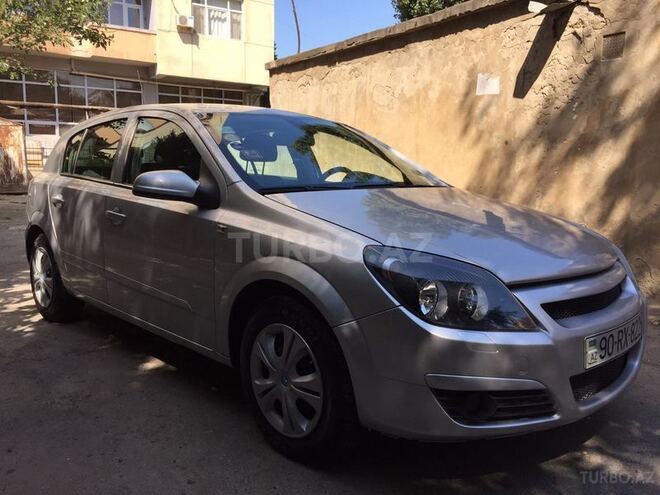 Opel Astra 2004, 140,000 km - 1.8 l - Bakı